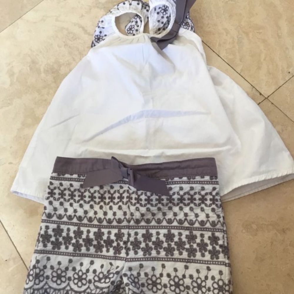 Max Studio Baby size 3 like new